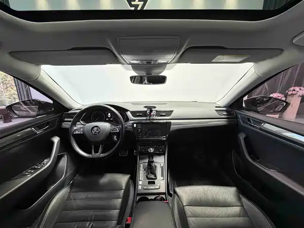 Skoda Superb 2016