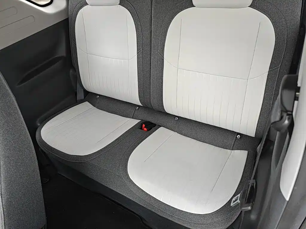 Geely Galaxy Panda 2025 — фото 17