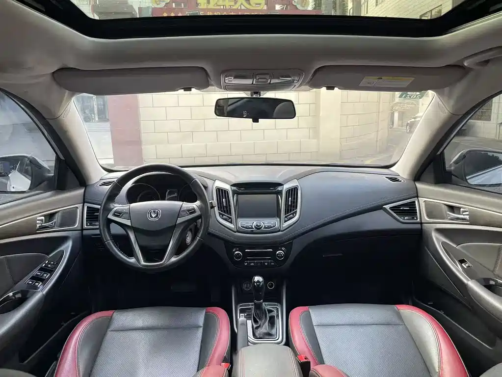 Changan Eado XT 2016 — фото 10