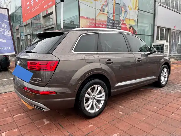 Audi Q7 2017