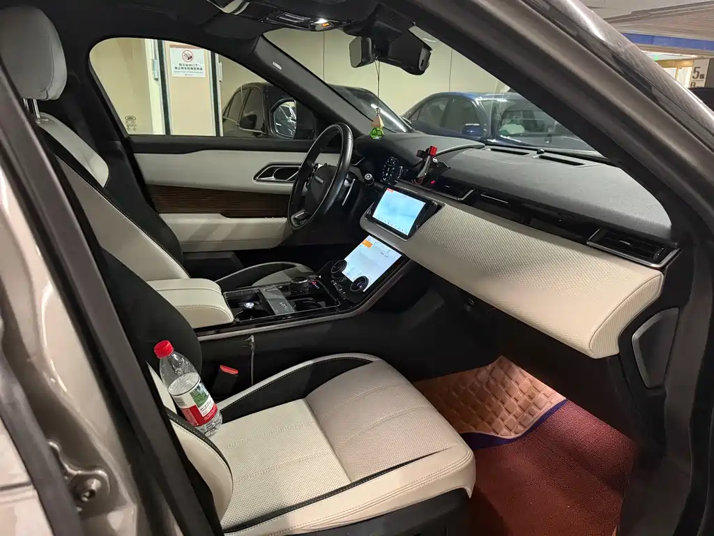 Land Rover Range Rover Velar 2019 — фото 8