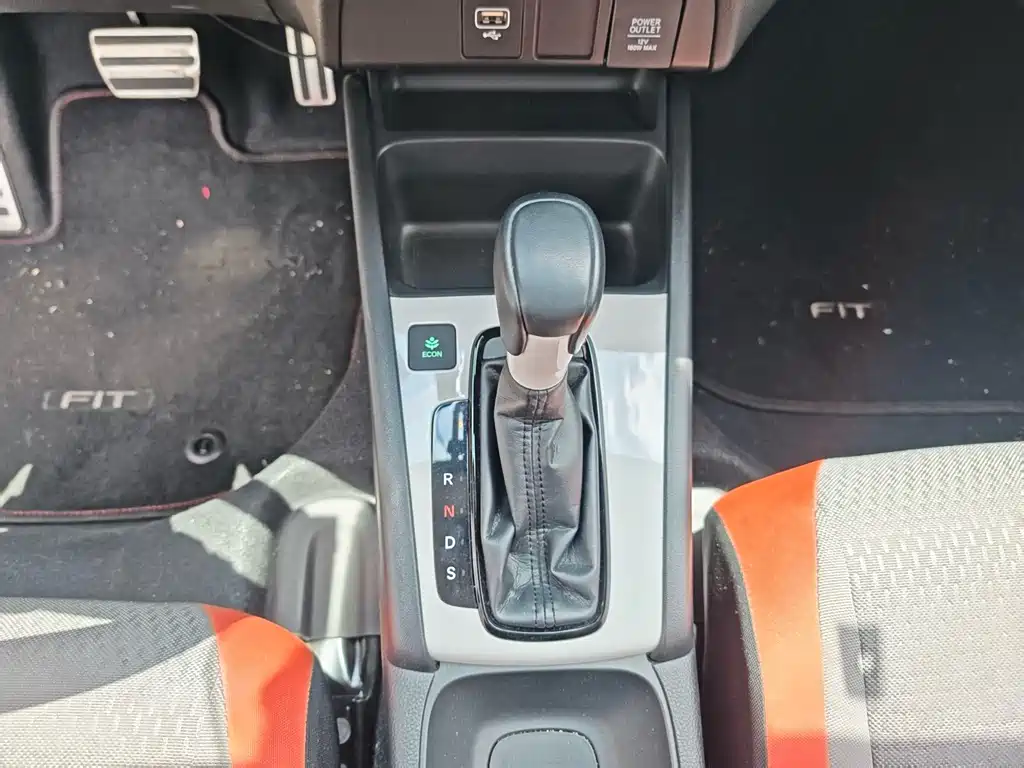 Honda Fit 2020 — фото 11
