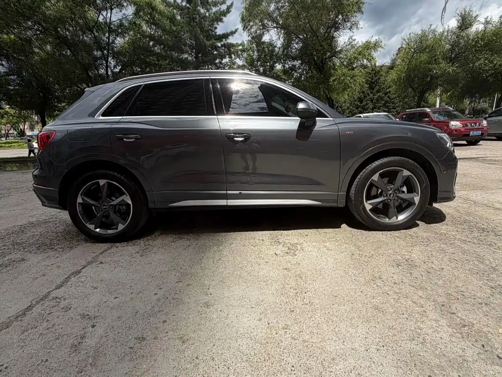 Audi Q3 2022