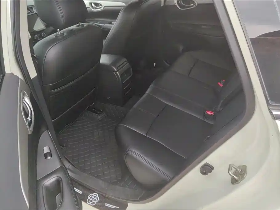 Nissan Sylphy 2019 — фото 11