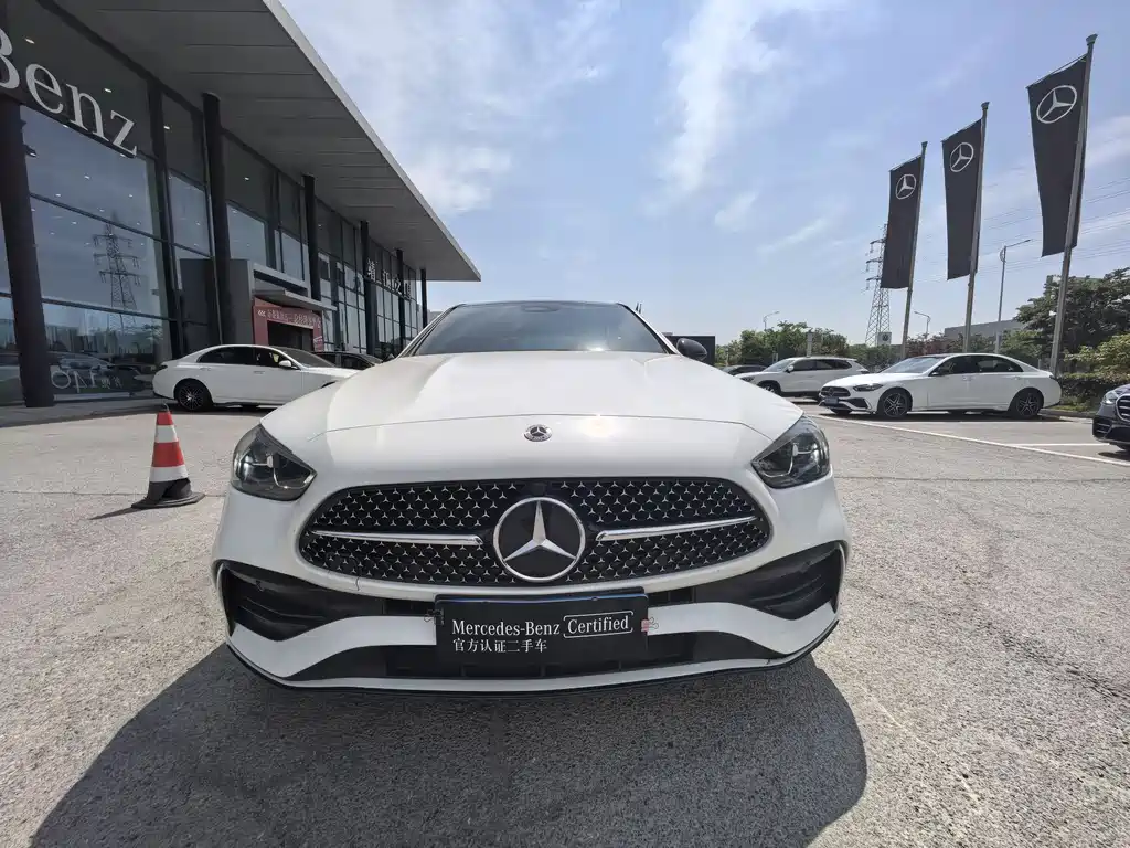 Mercedes-Benz C-Class 2023 — фото 2