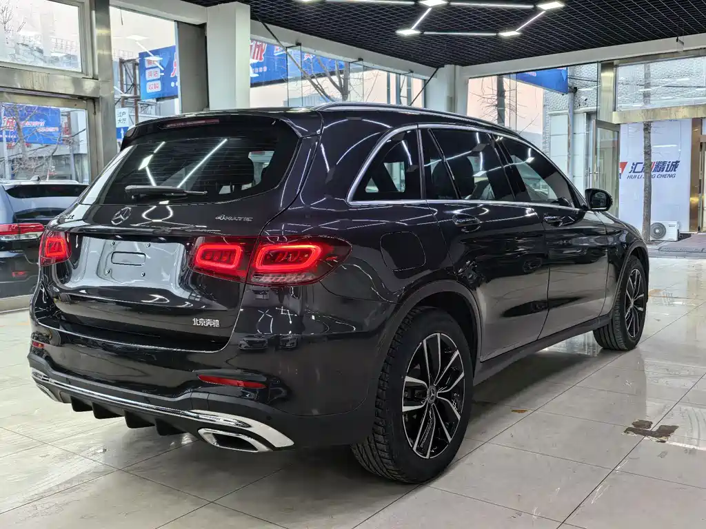 Mercedes-Benz GLC 2021 — фото 15