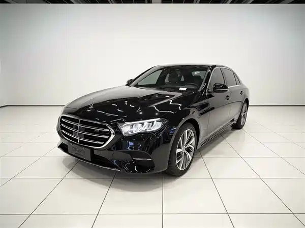 Mercedes-Benz E-Class 2024