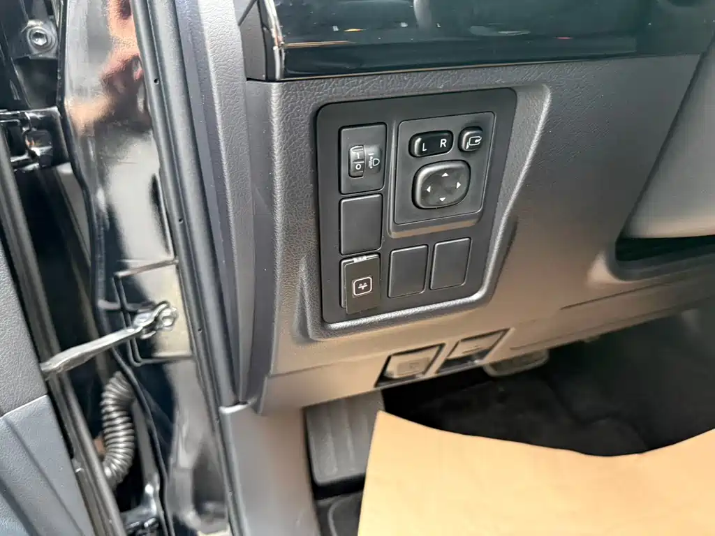Toyota Prado 2017 — фото 15