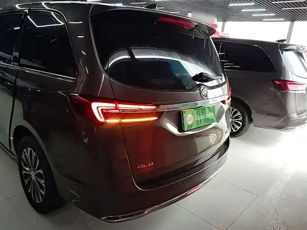 Buick GL8 2023
