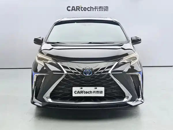 Toyota Sienna 2022