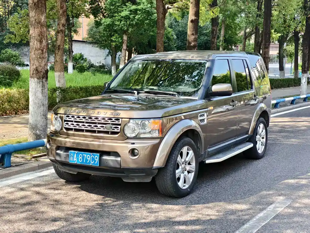 Land Rover Discovery 2013 — фото 1