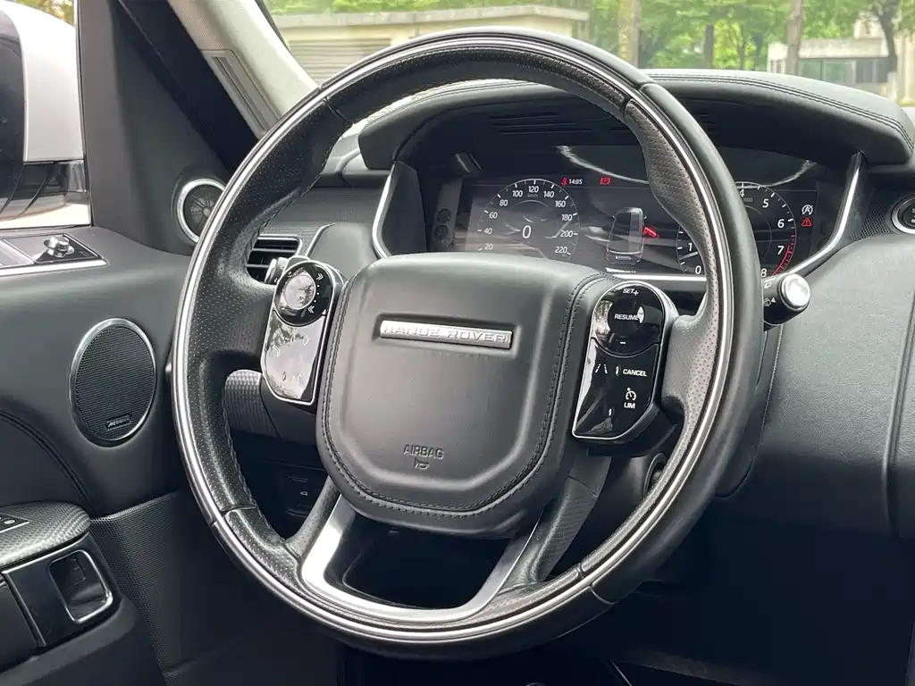Land Rover Sport 2018 — фото 19