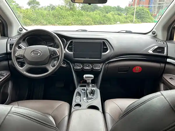 GAC Trumpchi GS4 2017