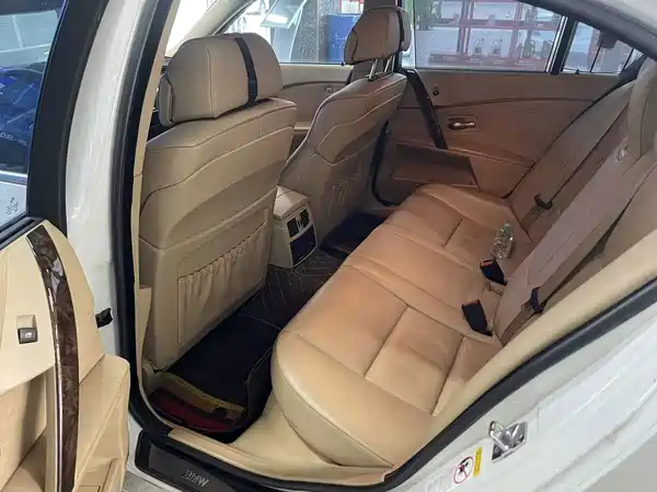 BMW 5 Series 2005