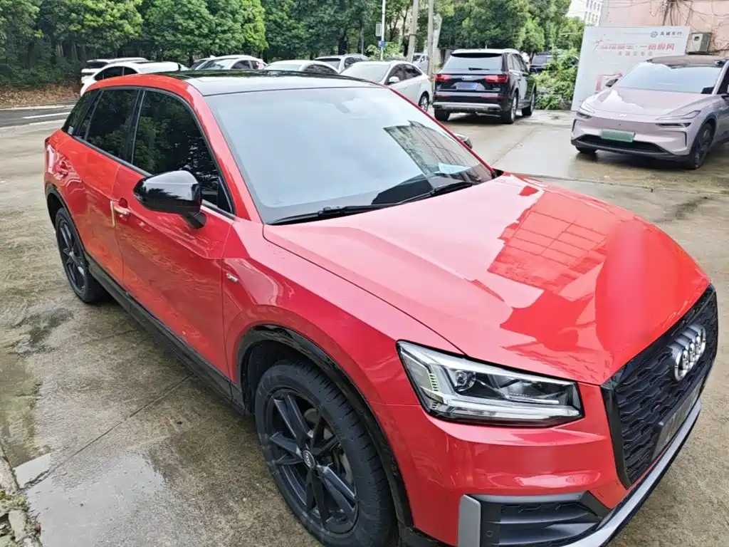Audi Q2L 2020