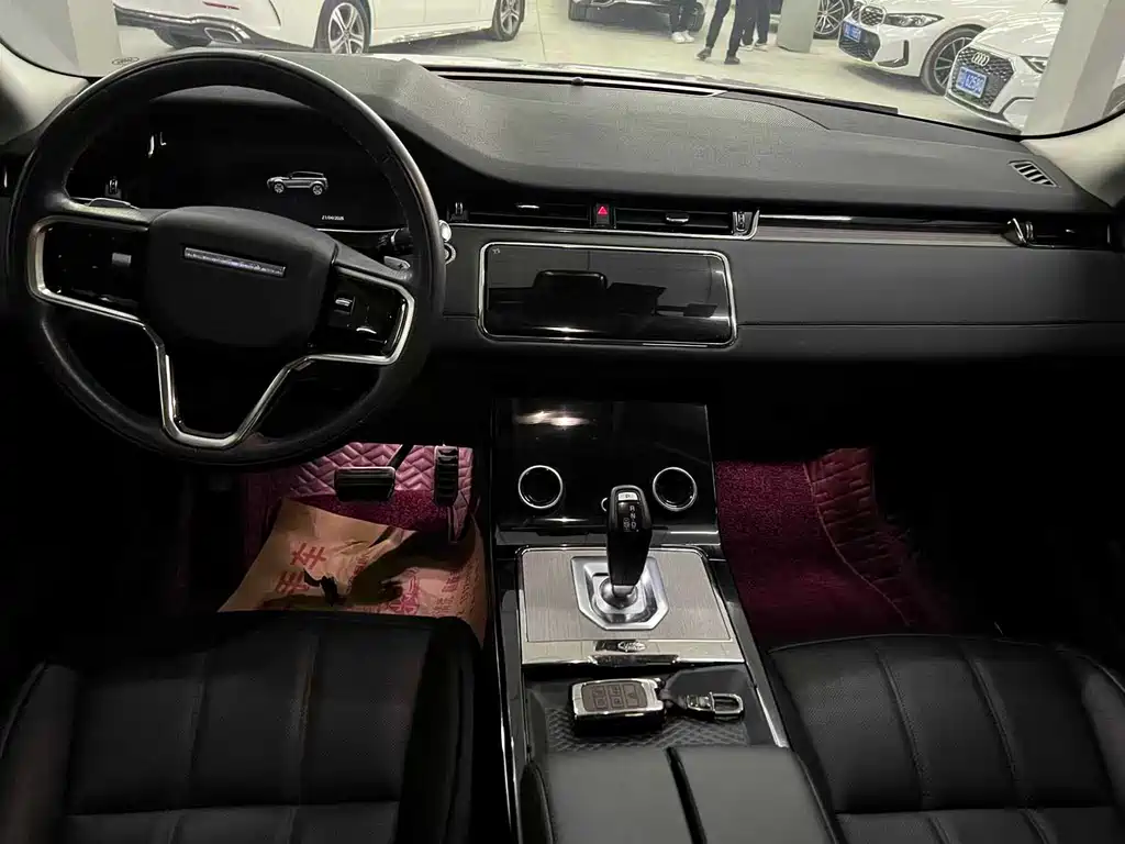 Land Rover Evoque 2021 — фото 5