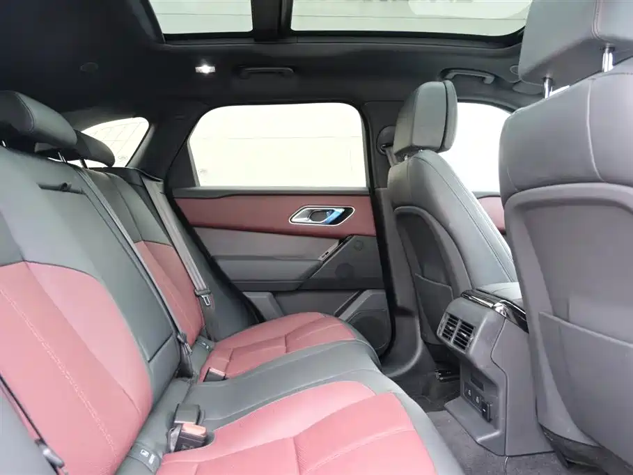 Land Rover Range Rover Velar 2025 — фото 14