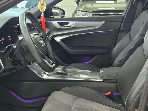 Audi A6L 2023