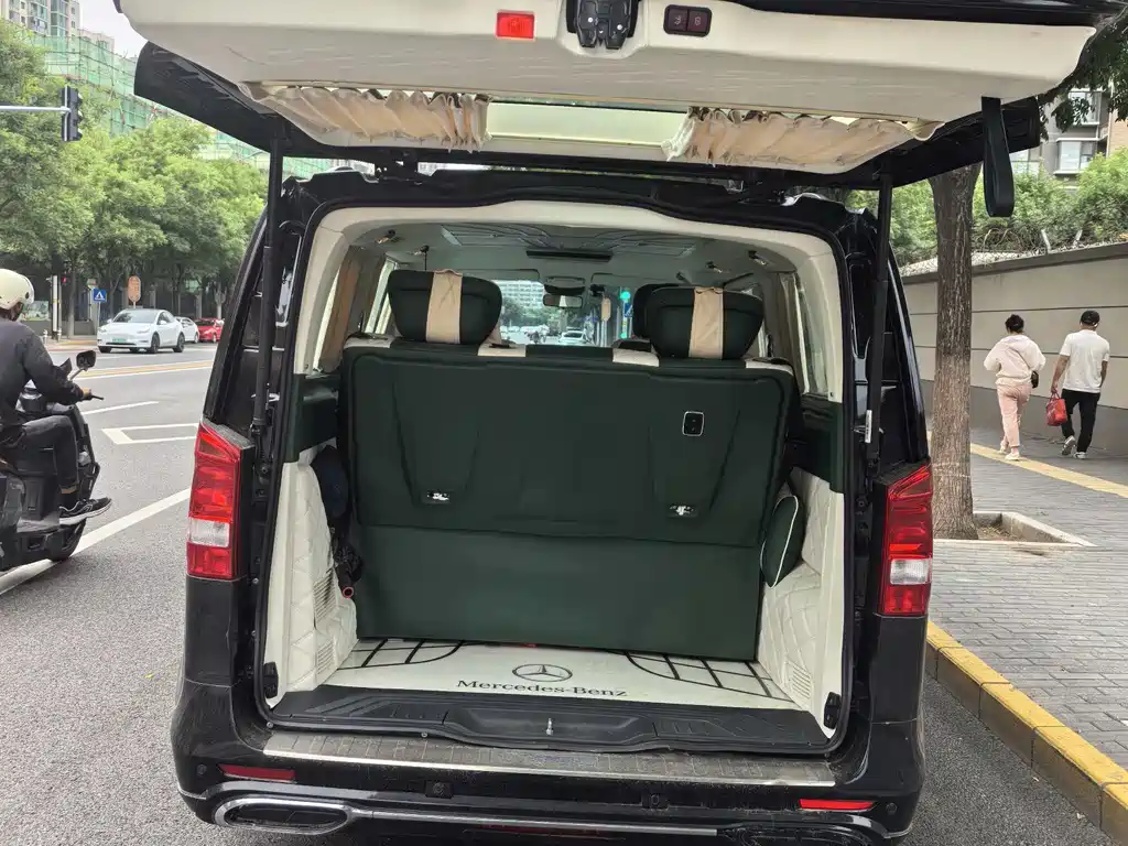 Mercedes-Benz Vito 2022 — фото 12