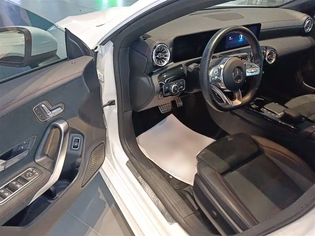 Mercedes-Benz CLA 2021 — фото 16