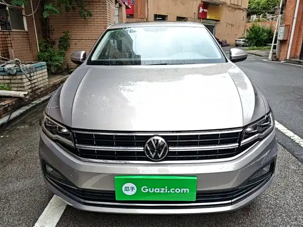 Volkswagen Bora 2021