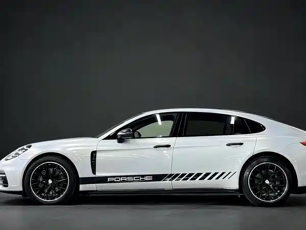 Porsche Panamera 2018