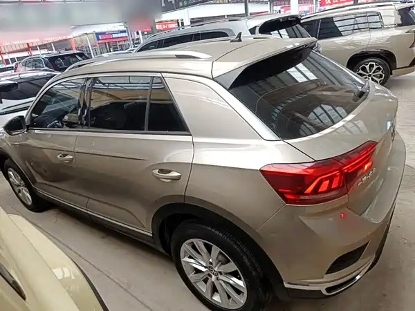 Volkswagen T-Roc 2019