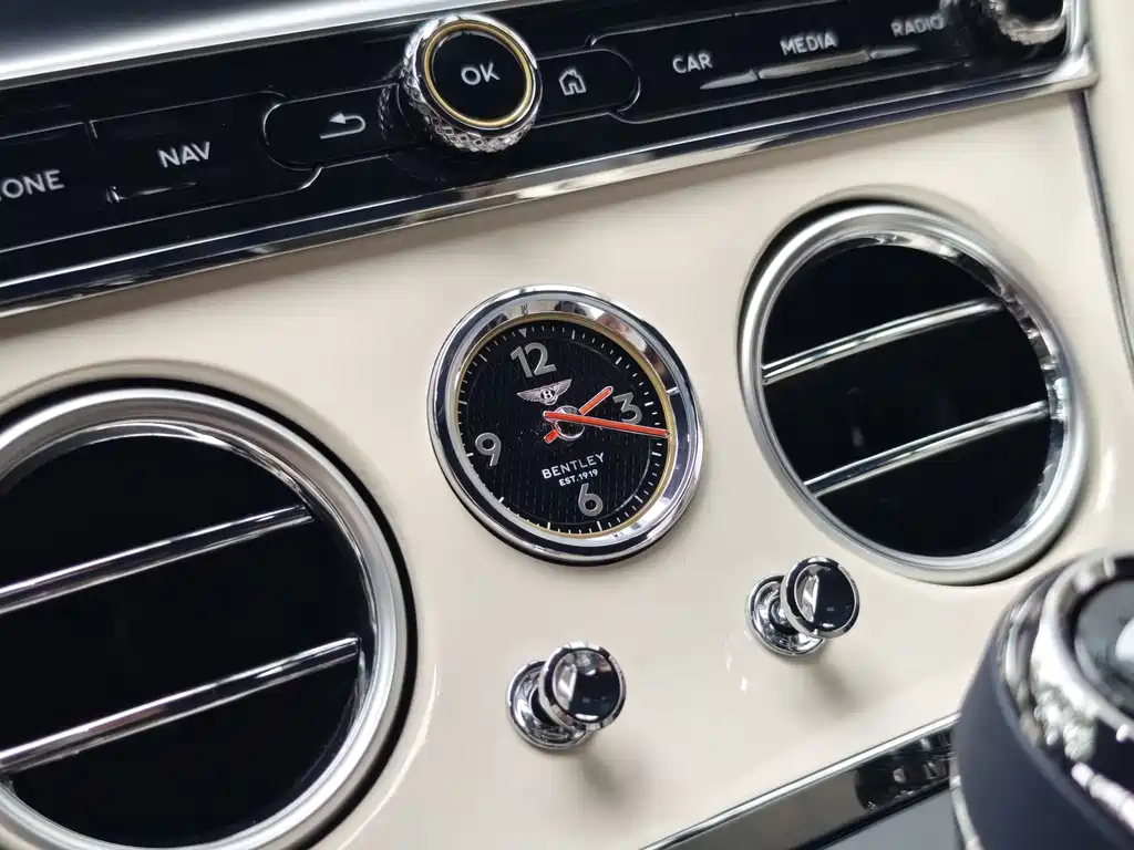 Bentley Continental — фото 15