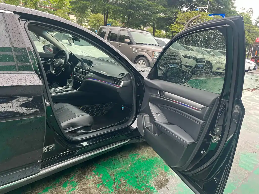 Honda Accord 2021 — фото 11