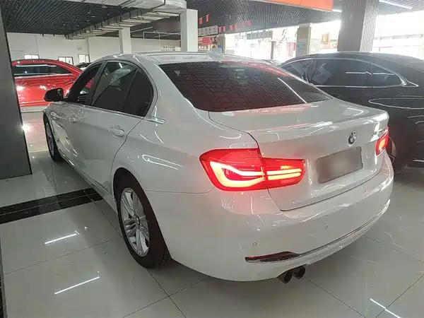 BMW 3 Series 2017