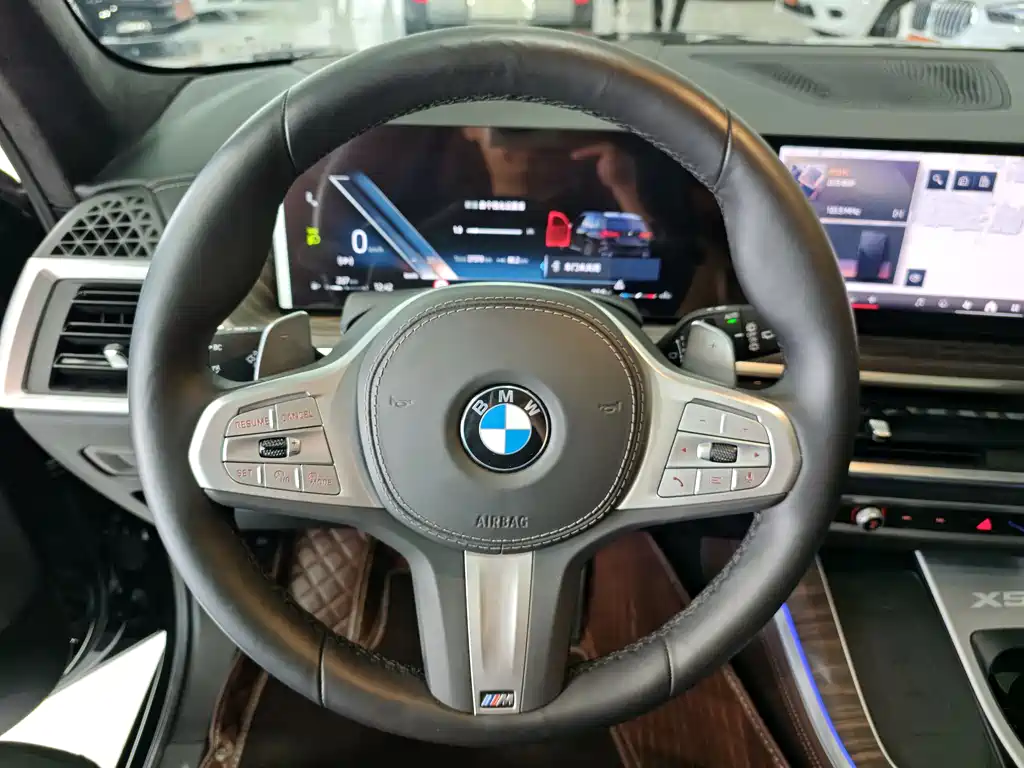 BMW X5 2024 — фото 12