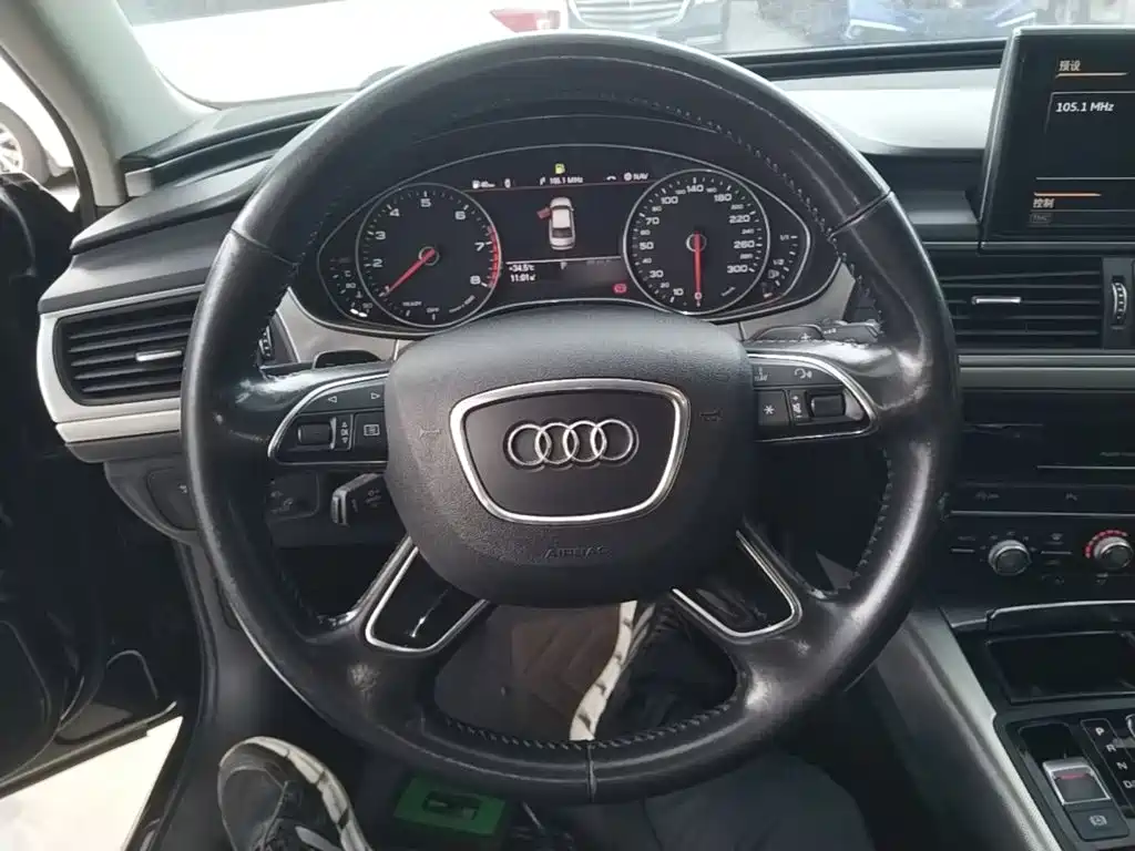 Audi A6L 2016 — фото 11
