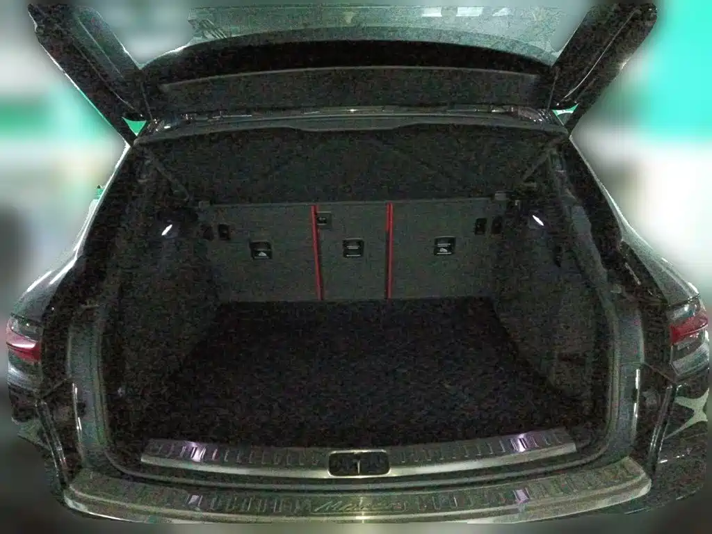 Porsche Macan 2022 — фото 15