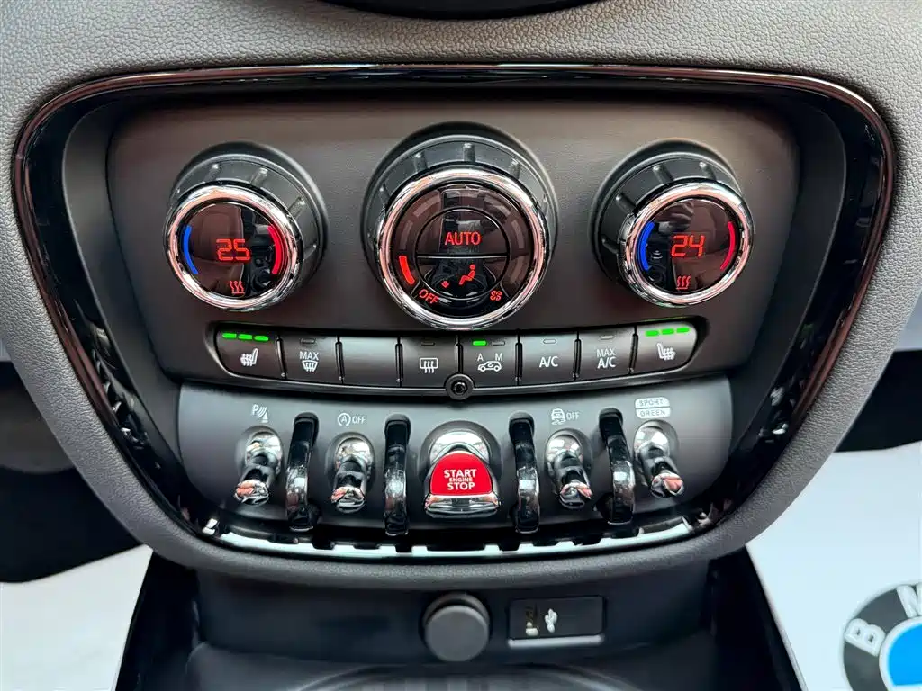 MINI Clubman 2021 — фото 18