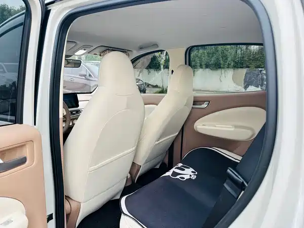 Wuling Hongguang MINIEV 2025
