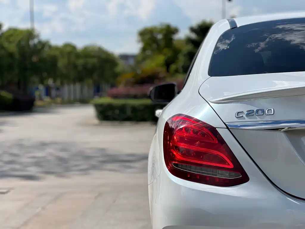 Mercedes-Benz C-Class 2018 — фото 12