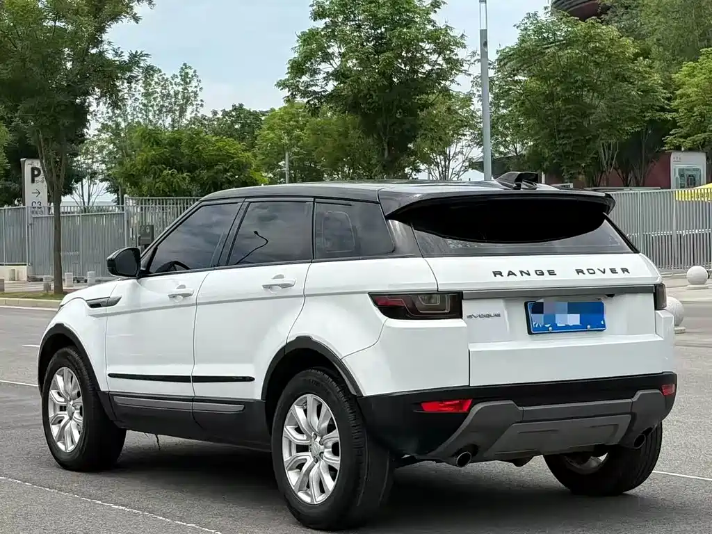 Land Rover Evoque 2019 — фото 9