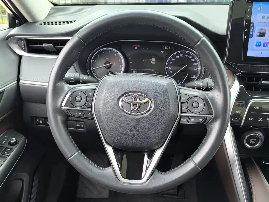 Toyota Harrier 2022 — фото 12