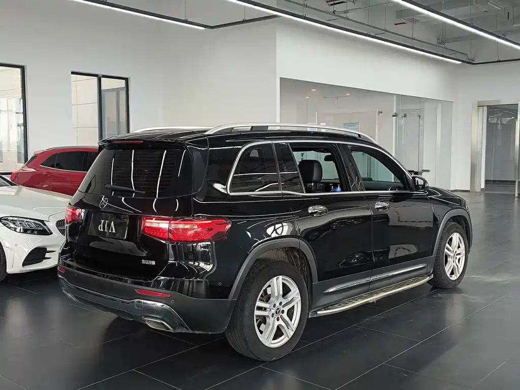 Mercedes-Benz GLB 2021 — фото 4