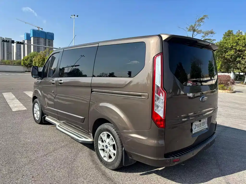 Ford Tourneo 2017 — фото 6