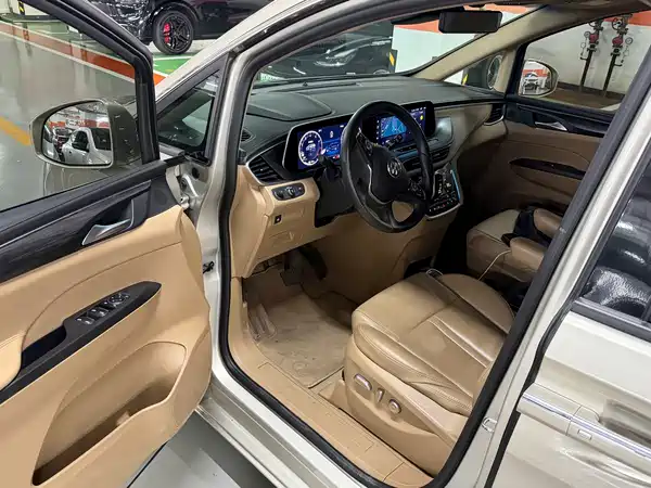 Buick GL8 2021