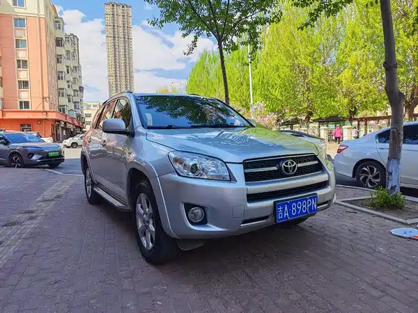 Toyota RAV4 2009