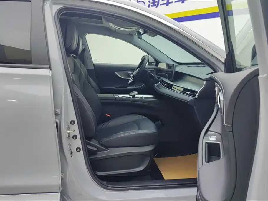 Chery Tiggo 8 PRO 2023 — фото 8