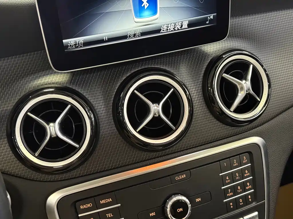 Mercedes-Benz GLA 2019 — фото 19