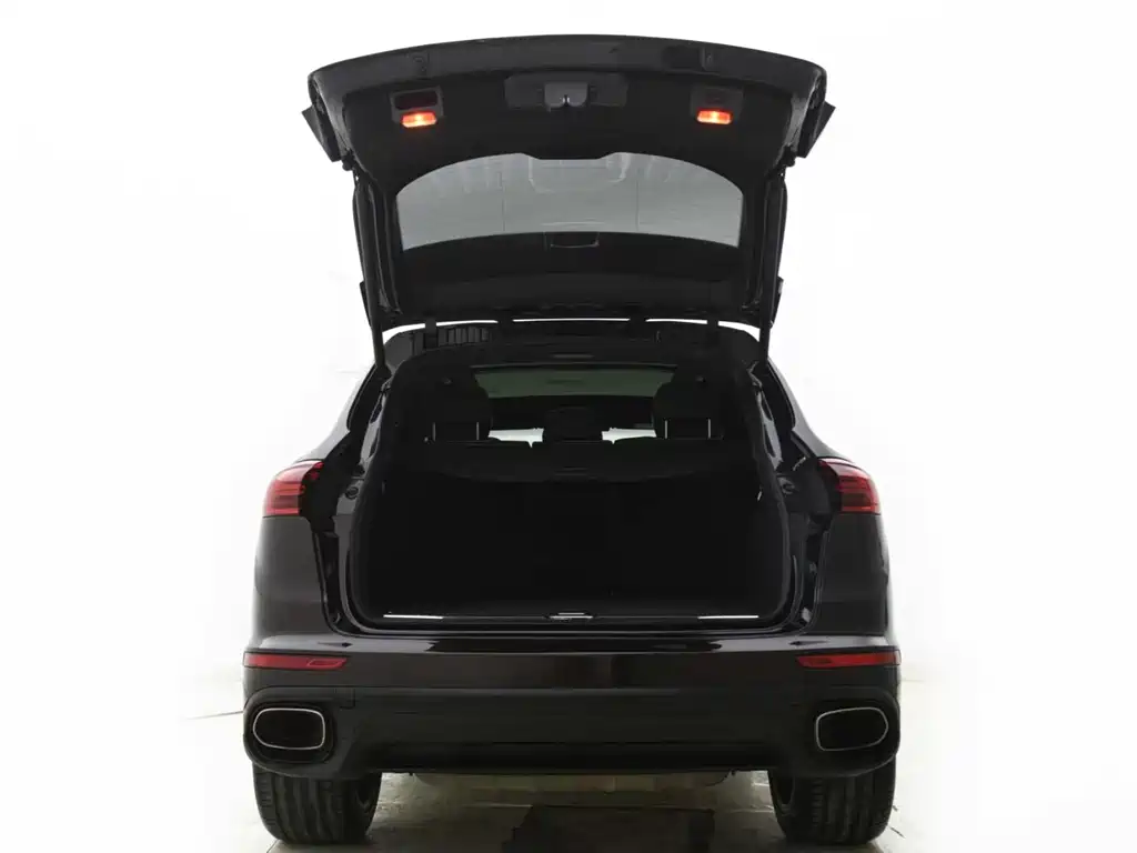 Porsche Cayenne 2015 — фото 9