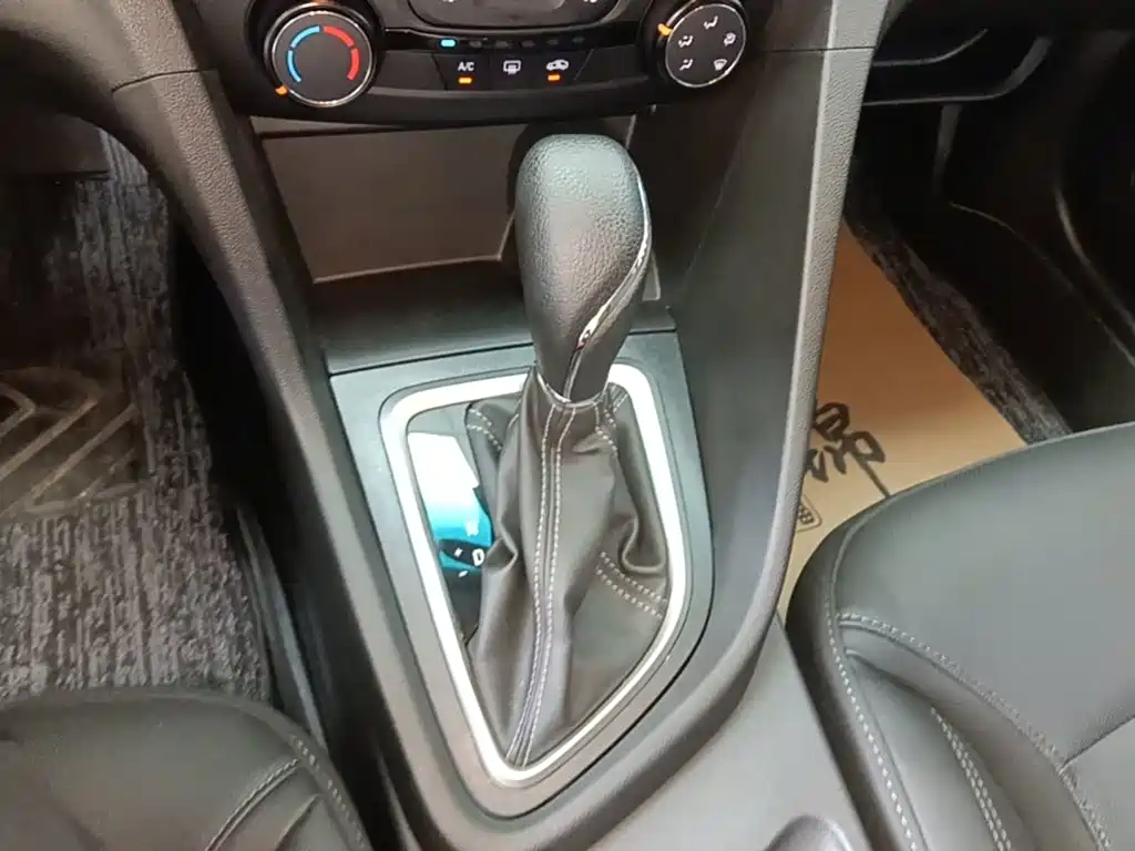 Buick Excelle GT 2020 — фото 14