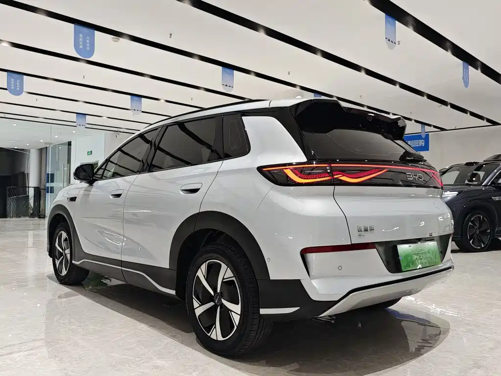 BYD Sealion 05 EV 2025 — фото 13
