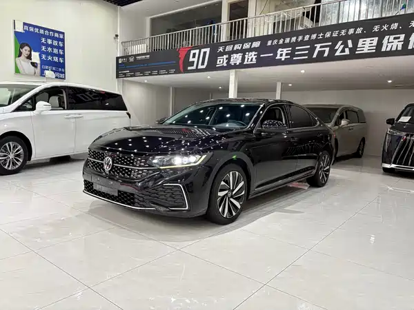 Volkswagen Passat 2023