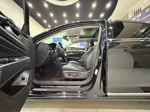 Volkswagen Passat 2023