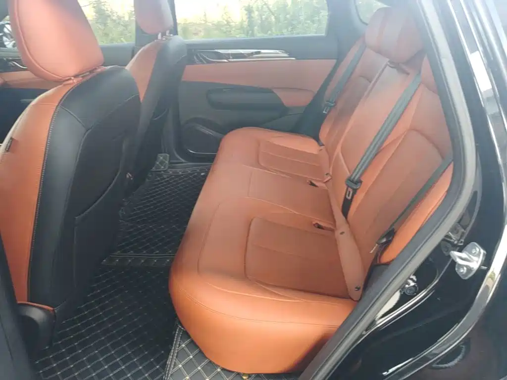 Wuling Starlight 2025 — фото 13